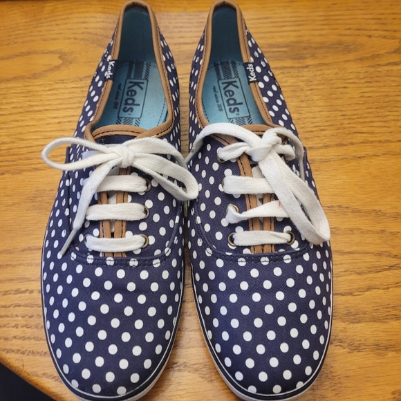 Ladies Keds Sneaker - Picture 3 of 7
